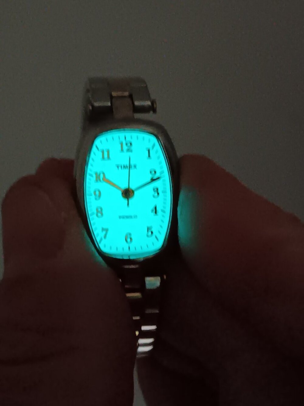 Timex T2M474 Women's 18mm x 24 mm Two Tone Flex Band Indiglo Watch NEW BATT - Picture 11 of 11